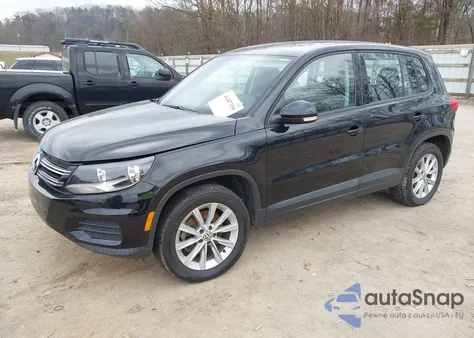 2017 Volkswagen Tiguan 2.0T/2.0T S z USA, uszkodzony, nr VIN WVGBV7AX7HK046290